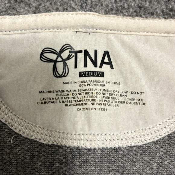 TNA by Aritzia - Picture 2 of 3